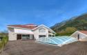 Maison avec vue sur les montagnes Photographie immobilière HDR d’une maison avec vue sur les montagnes